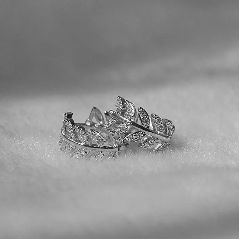 1.3mm D Moissanite Earrings 925 Sterling Silver Mini Hoops 14k Gold Plated Cute Leaf Earring Studs for Women Trend Jewelry