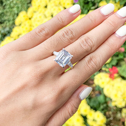 Luxury 4 Carat Emeraled Cut Ring for Women Solid 925 Sterling Silver Three Stones Rings Wedding Engagement Jewelry Gift