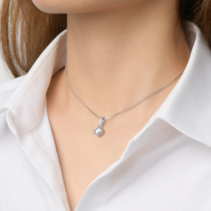 New Women's Necklace 2CT D Color Moissanite Drop Necklaces 1ct Certificate Real Silver 925 Jewelry Heart Shaped Claw Round