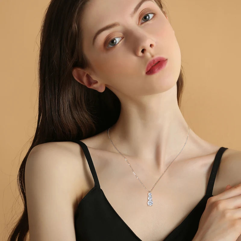 925 Silver Women's Necklace 1.80CTW.3 Stones D Color Round Moissanite Pendant Necklaces with Certificate Jewelry 18K Gold Plated