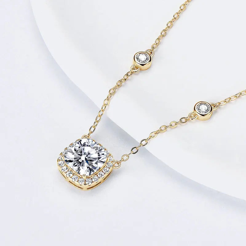 2.5 Carat Cushion Cut Moissanite Pendant Necklaces Adjustable 925 Silver Chain for Women Gift Birthday Jewelry 2025 Trend