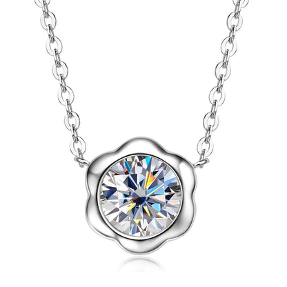 6.5mm 1.0ct Moissanite Pendant Necklace for Women 925 Silver Cute Petal Shaped Necklaces Adjustable Chain Fine Jewelry Gift GRA