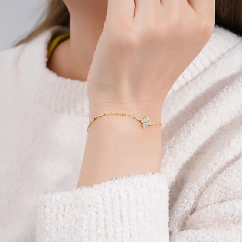 Lucky Four Leaf Clover Moissanite Bracelet 925 Silver for Women Certified D Color Simple Charm Jewelry 18k Gold Plated