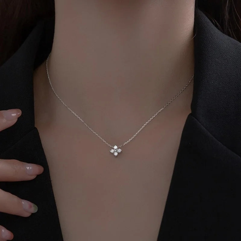 Lucky Clover Necklace Four Leaf Certified D0.40CT Moissanite Pendant Solid 925 Sterling Silver Women's Charm Jewelry Gift