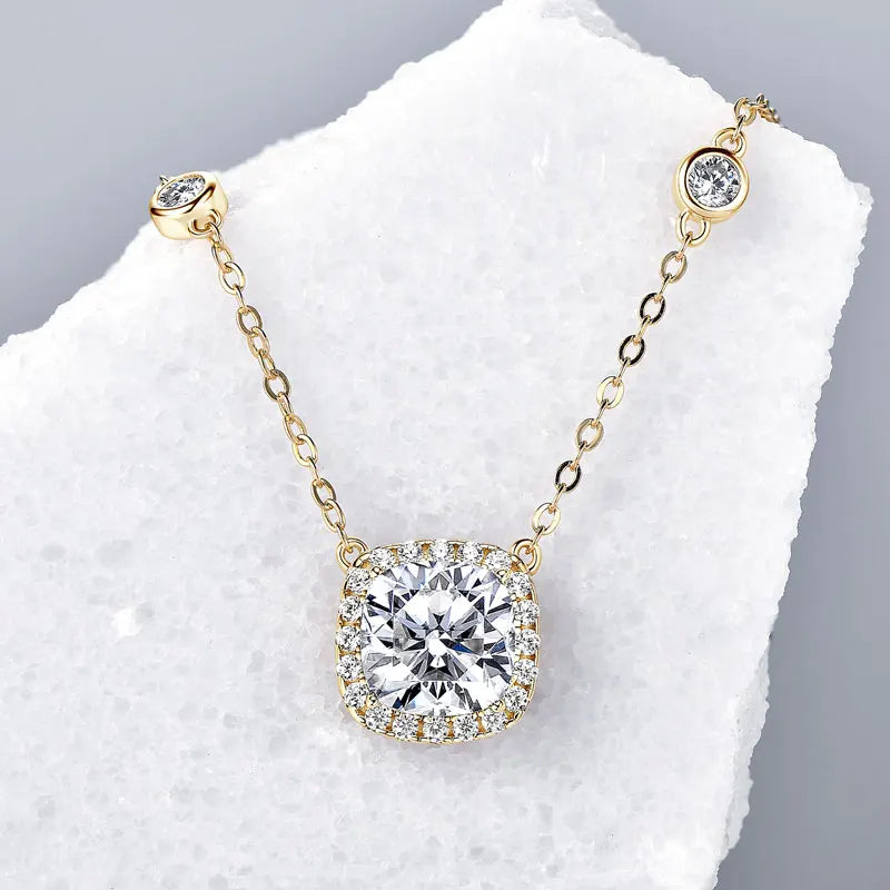 2.5 Carat Cushion Cut Moissanite Pendant Necklaces Adjustable 925 Silver Chain for Women Gift Birthday Jewelry 2025 Trend