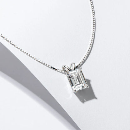 Cubic Zirconia Necklace Emerald Cut Pendants 925 Sterling Silver Woman Engagement Gift With 45cm Silver Box Chain Jewelry