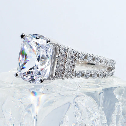 Luxury 6 Carat Cushion Cut Diamond Engagement Ring 925 Sterling Silver Wedding Band Jewelry for Women Rings AAAAA Cubic Zircon