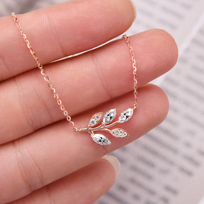D0.90CT Marquise Cut Moissanite Leaf Pendant Necklace for Women Adjustable Chain 925 Sterling Silver Lab Diamond 40+5cm