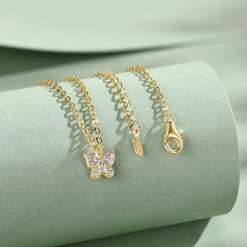 2024 Cute 925 Sterling Silver Butterfly Necklace Pave Round Moissanite Pendant Collar for Women Jewelry Wedding Anniversary Gift