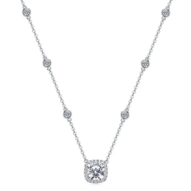 2.5 Carat Cushion Cut Moissanite Pendant Necklaces Adjustable 925 Silver Chain for Women Gift Birthday Jewelry 2025 Trend