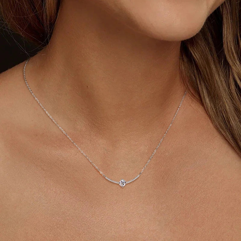 2024 5mm 0.5ct D Moissanite Curved Pendant Necklace 100% 925 Silver Chain for Women Jewelry Christmas Anniversary Gift with GRA